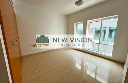 Apartment - 1 - 2 for rent in Al Majaz 1 - Al Majaz - Sharjah