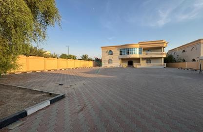 Villa - 7+ Bedrooms - 7+ Bathrooms for rent in Al Sarooj - Al Ain