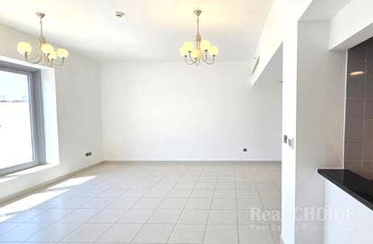 Apartment - 2 - 3 for rent in Masaken Al Muraqqabat 07 - Al Muraqqabat - Deira - Dubai