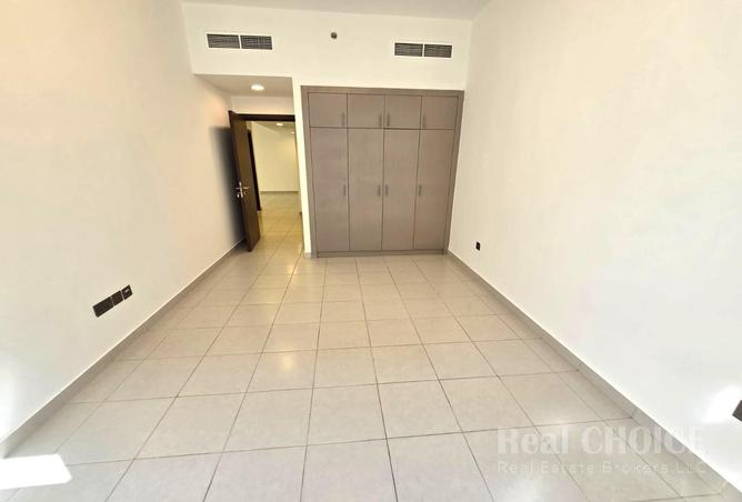 83232701 - Property Main Image