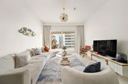 شقة - 2 غرف نوم - 2 حمامات للايجار في جراند بلو تاور 1 - إعمار بيتشفرونت - دبي هاربور - دبي