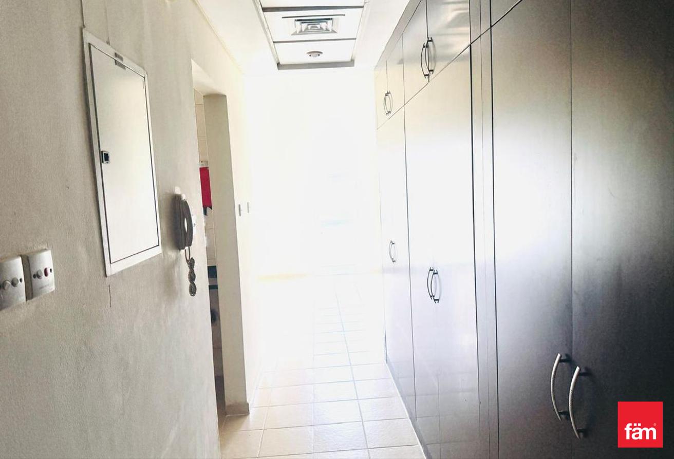 Free 1 Month | Near To Metro | Low Floor photo 6
