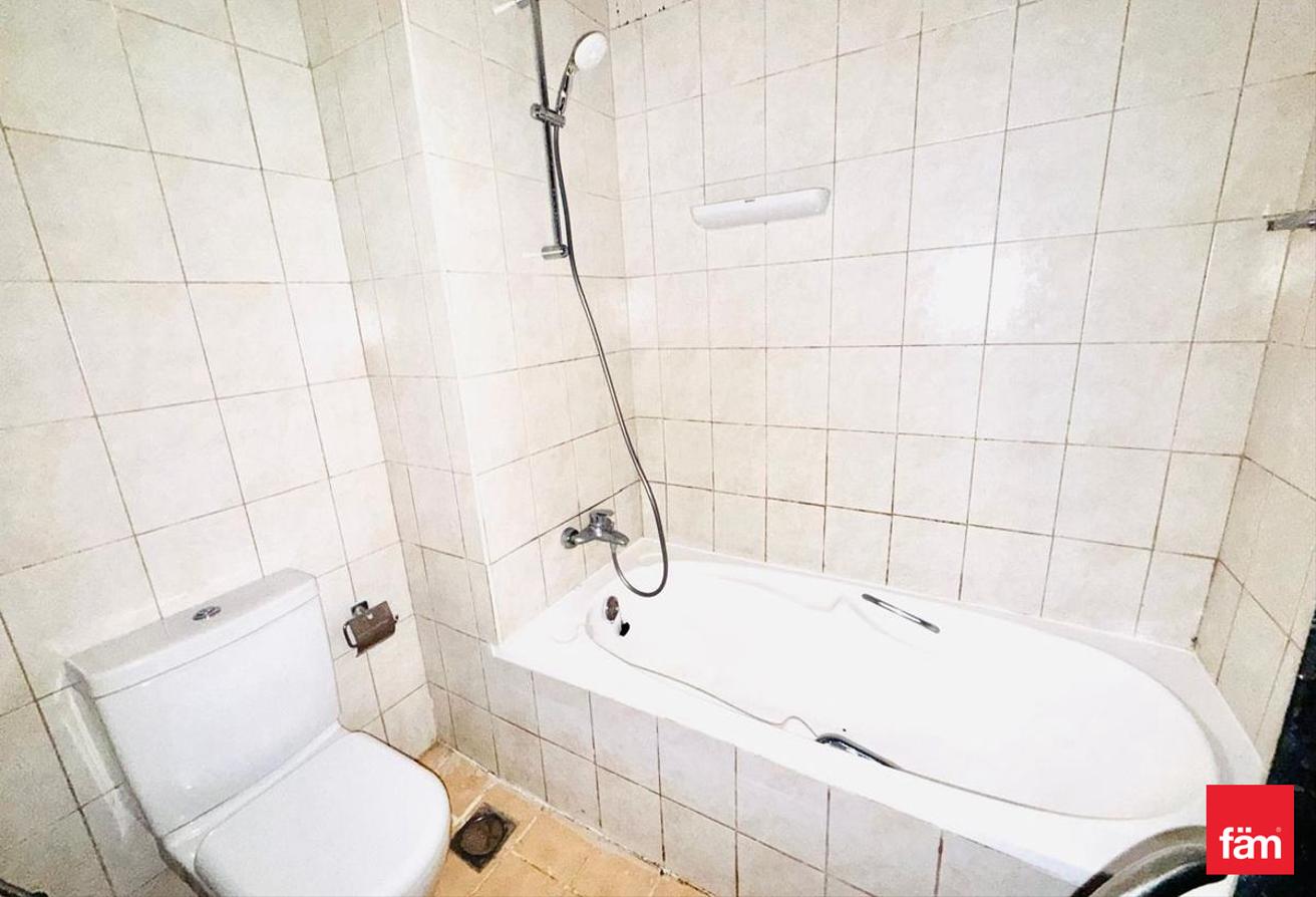 Free 1 Month | Near To Metro | Low Floor photo 9