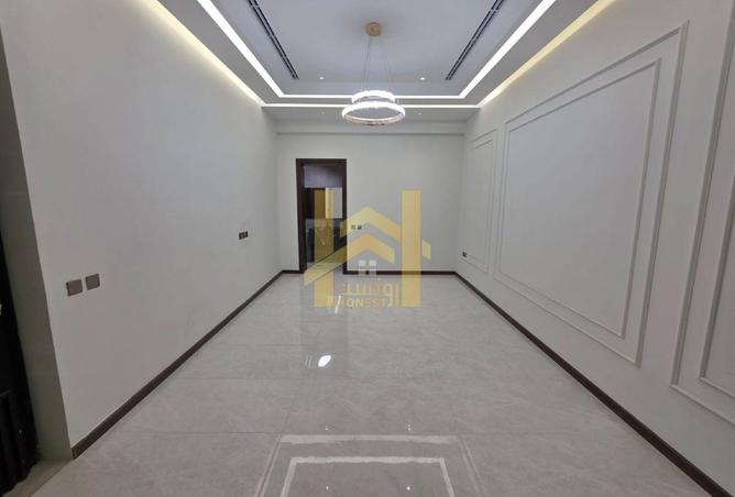 126584045 - Property Image 3