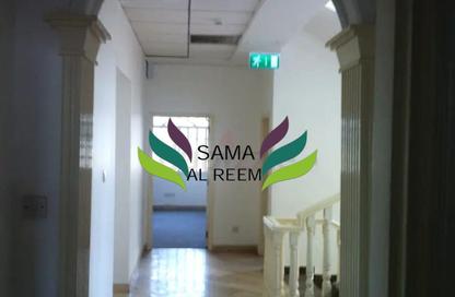 Villa - Studio - 5 Bathrooms for rent in Al Jafiliya Villas - Al Jafiliya - Dubai