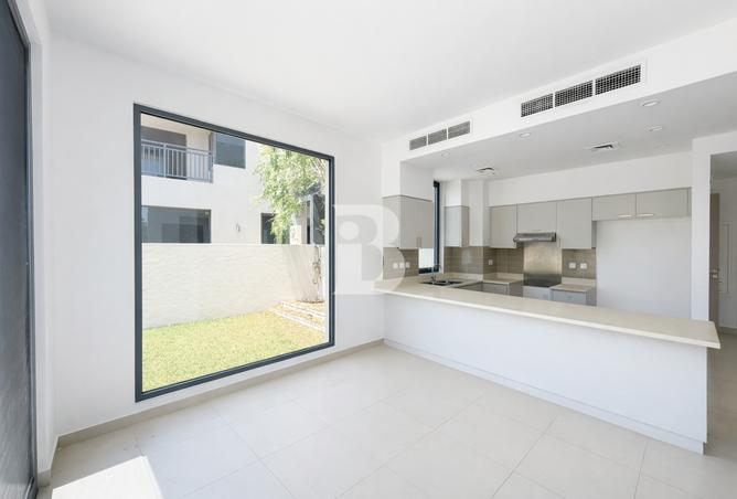 87887592 - Property Image 3