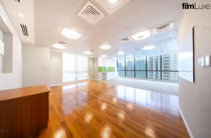 مكتب - استوديو - 5 حمامات للايجار في خور الجميرا  2 - أبراج خور الجميرا - (JLT) مجمع X - أبراج بحيرات الجميرا - دبي