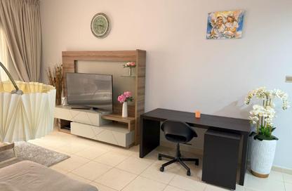 Apartment - 1 Bedroom - 2 Bathrooms for sale in Gardenia 2 - Emirates Gardens 1 - District 13 - Jumeirah Village Circle - Dubai