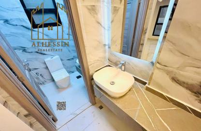 Villa - 4 - 6 for sale in Al Zaheya Gardens - Al Zahya - Ajman