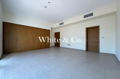 Villa - 4 Bedrooms - 5 Bathrooms for rent in District 9 - Royal Park - Jumeirah Park - Dubai