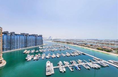 Apartment - 3 Bedrooms - 5 Bathrooms for rent in Marina Residences 2 - Marina Residences - Palm Jumeirah - Dubai