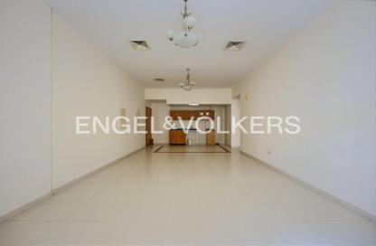 Apartment - 1 Bedroom - 2 Bathrooms for sale in Maple 1 - Emirates Gardens 2 - Jumeirah Village Circle - Dubai