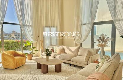 Villa - 4 Bedrooms - 7 Bathrooms for rent in Garden Homes Frond B - Garden Homes - Palm Jumeirah - Dubai