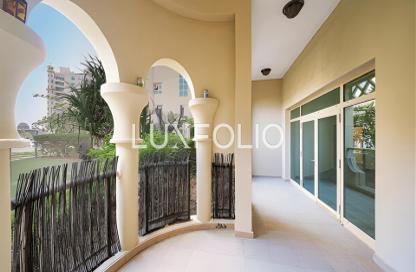 Apartment - 2 Bedrooms - 3 Bathrooms for rent in Al Hamri - Shoreline Apartments - Palm Jumeirah - Dubai