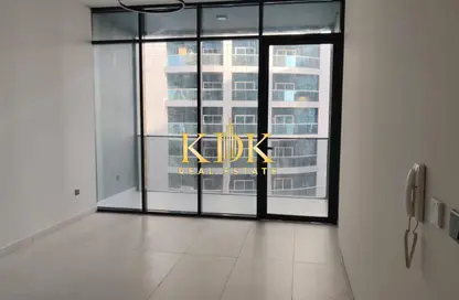 شقة - 1 حمام للايجار في الأمل تاور - مدينة دبي الرياضية - دبي