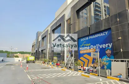 Retail - Studio for rent in Midtown Central Majan - Majan - Dubai Land - Dubai