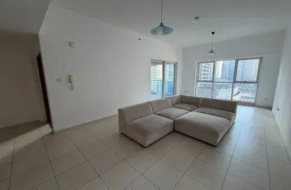 Apartment - 2 Bedrooms - 3 Bathrooms for rent in Cascades Tower - Dubai Marina - Dubai