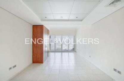 Apartment - Studio - 1 Bathroom for rent in Lake View Tower - JLT Cluster B - Jumeirah Lake Towers - Dubai
