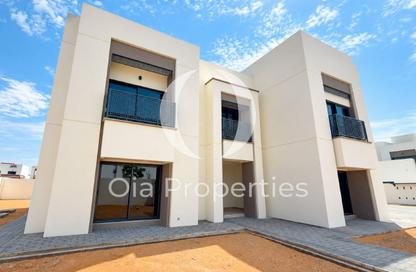 Villa - 5 - 6 for sale in Fay Alreeman - Al Shamkha - Abu Dhabi