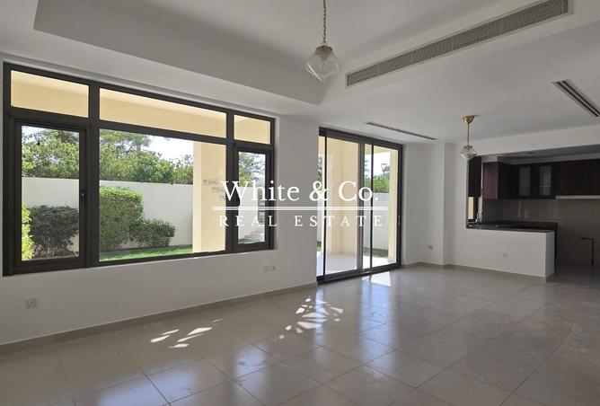86597344 - Property Main Image