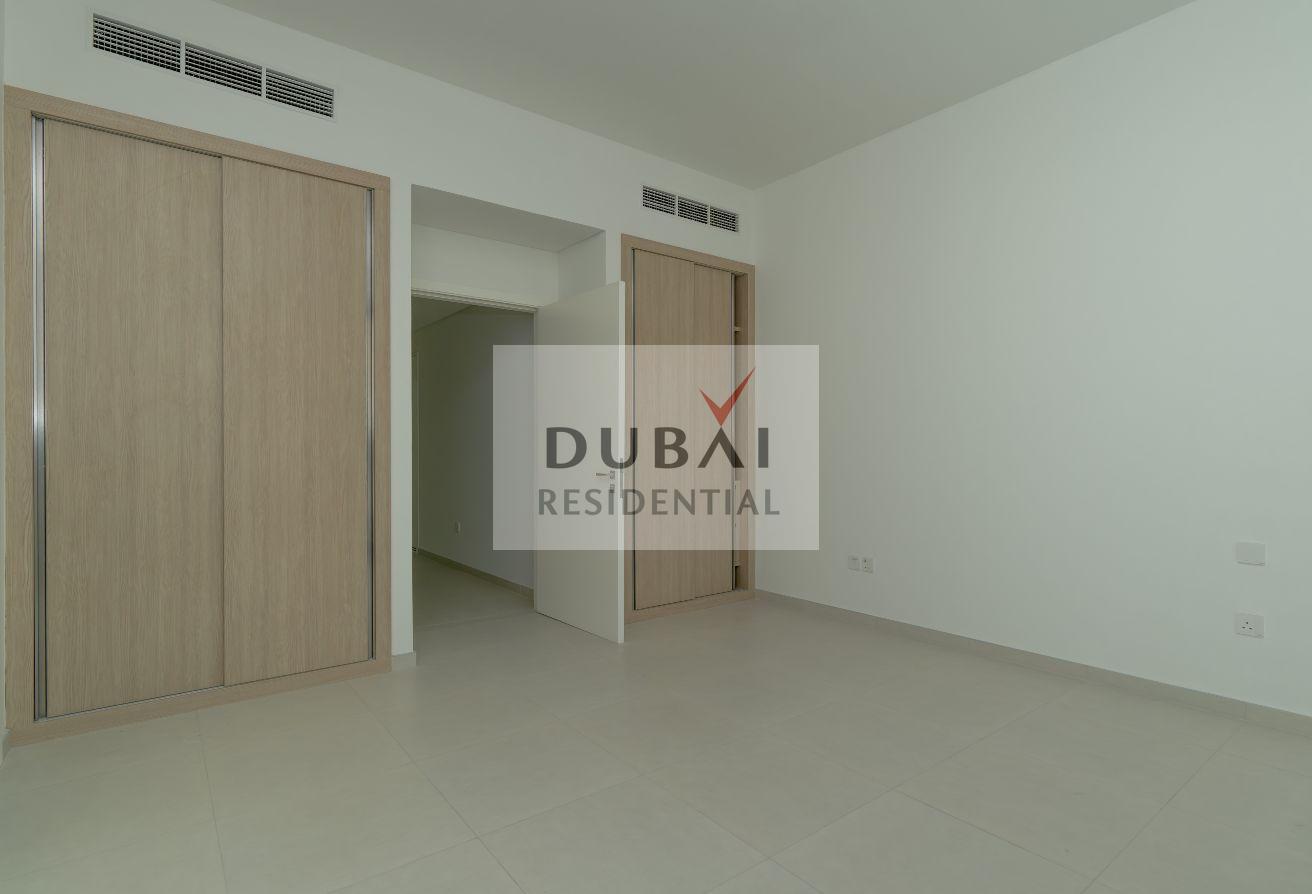 Family Living 4BHK Townhouse at Jebel Ali Village photo 9