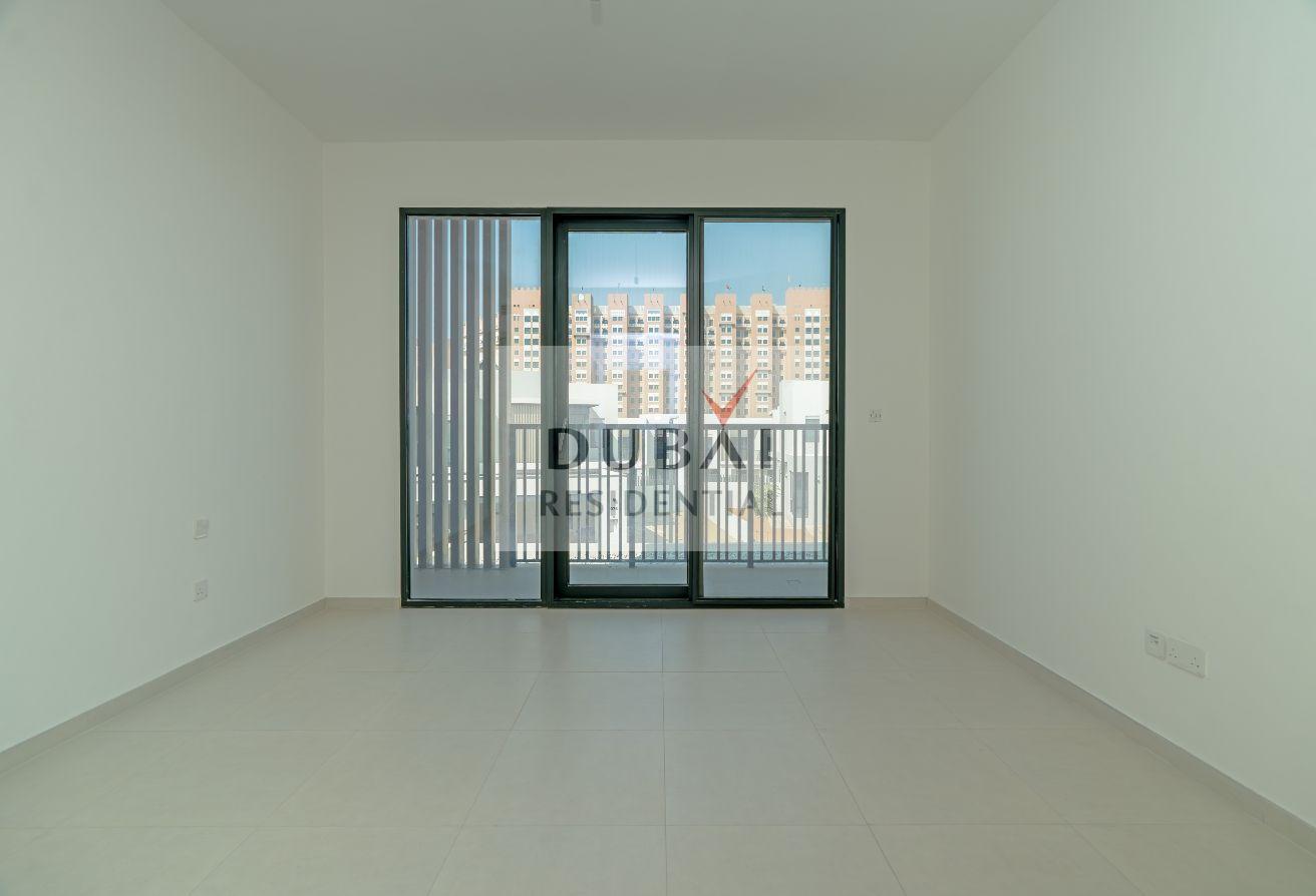 Family Living 4BHK Townhouse at Jebel Ali Village photo 2