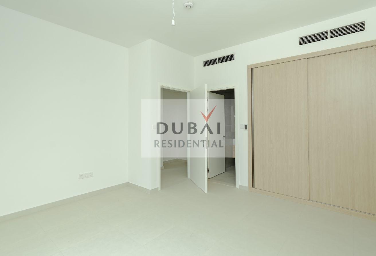 Family Living 4BHK Townhouse at Jebel Ali Village photo 17