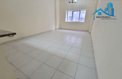 Apartment - Studio - 1 Bathroom for rent in Muhaisnah Plaza - Al Muhaisnah 4 - Al Muhaisnah - Dubai Apartment - Studio - 1 Bathroom for rent in Muhaisnah Plaza - Al Muhaisnah 4 - Al Muhaisnah - Dubai