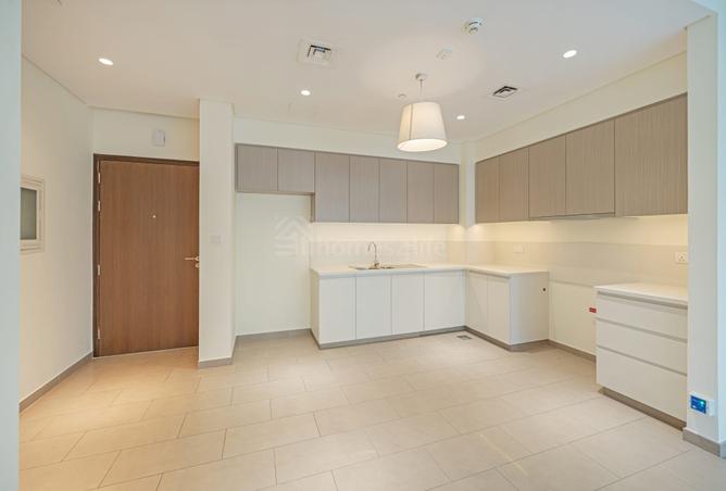 Huge Balcony | Bright & Airy Home | Great Amenities photo 3