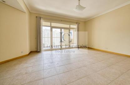 Apartment - 3 Bedrooms - 4 Bathrooms for rent in Al Das - Shoreline Apartments - Palm Jumeirah - Dubai