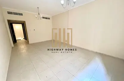 Apartment - 2 Bedrooms - 3 Bathrooms for rent in Muwaileh 3 Building - Muwaileh - Sharjah