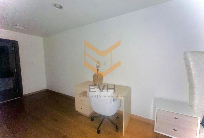 98707841 - Property Image 3