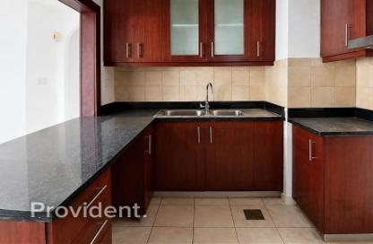 Apartment - 2 - 2 for sale in Rimal 1 - Rimal - Jumeirah Beach Residence - Dubai