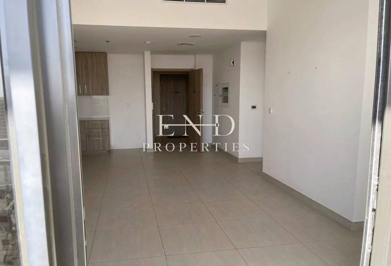 Park Facing | Ready to Move In | Flexible Cheques photo 6