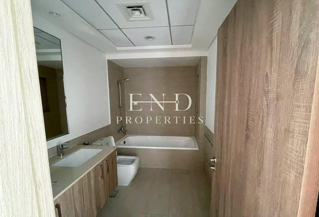 Park Facing | Ready to Move In | Flexible Cheques photo 10