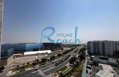 Apartment - 3 Bedrooms - 3 Bathrooms for rent in Waters Edge - Yas Island - Abu Dhabi
