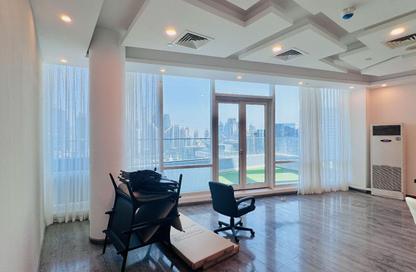 Office Space - Studio - 1 Bathroom for rent in Park Lane Tower - Business Bay - Dubai