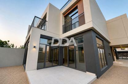 Villa - 4 - 5 for sale in The Pulse Beachfront 2 - The Pulse - Dubai South (Dubai World Central) - Dubai Villa - 4 - 5 for sale in The Pulse Beachfront 2 - The Pulse - Dubai South (Dubai World Central) - Dubai