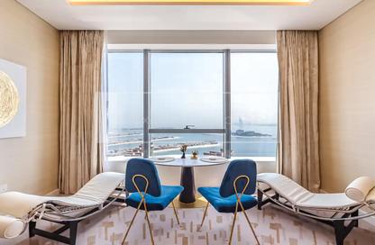 Apartment - Studio - 1 for rent in The Palm Tower - Palm Jumeirah - Dubai