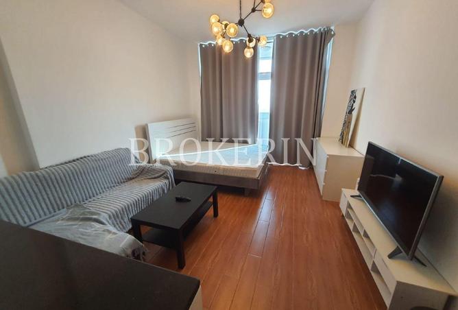 87033853 - Property Image 3