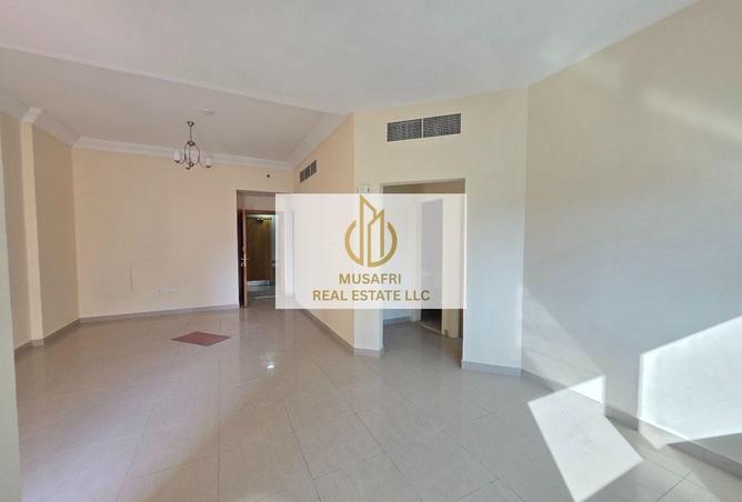102821586 - Property Main Image