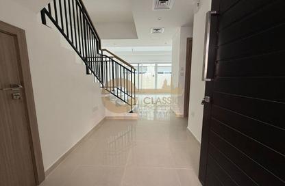 Townhouse - 3 Bedrooms - 3 Bathrooms for rent in Victoria 2 - Victoria - Damac Hills 2 - Dubai Townhouse - 3 Bedrooms - 3 Bathrooms for rent in Victoria 2 - Victoria - Damac Hills 2 - Dubai