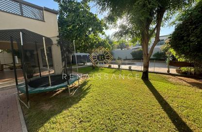 Villa - 4 - 5 for rent in District 3 - Jumeirah Park - Dubai