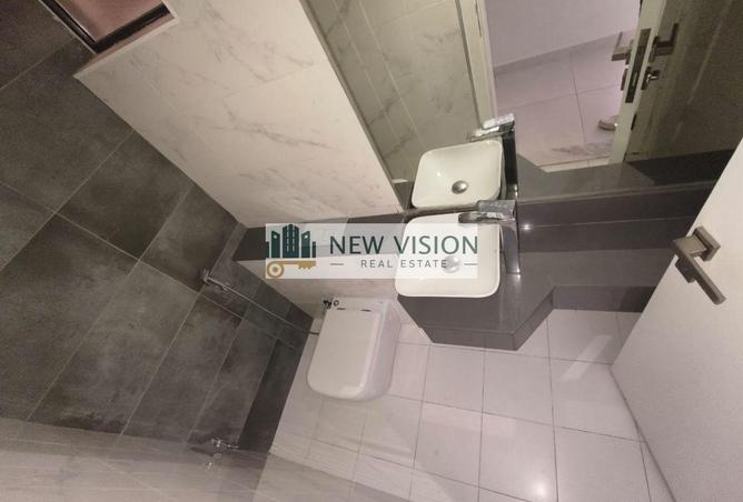 70704077 - صورة العقار 3