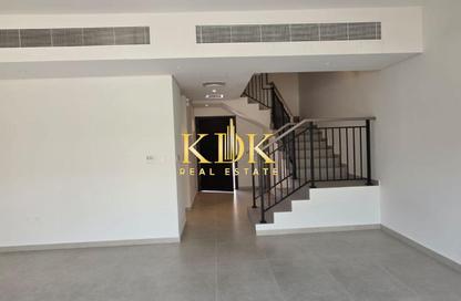 Townhouse - 4 - 4 for rent in Verona - Damac Hills 2 - Dubai
