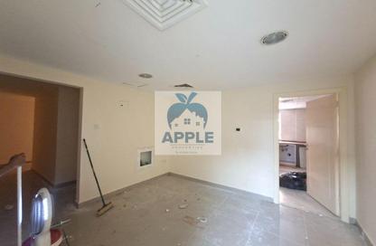 Apartment - 3 - 3 for rent in Muwaileh 3 Building - Muwaileh - Sharjah