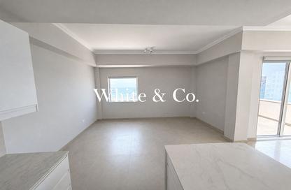 Apartment - 2 - 3 for rent in Rimal 4 - Rimal - Jumeirah Beach Residence - Dubai