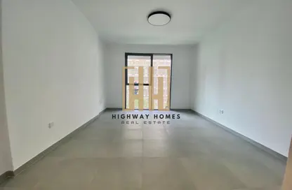 Apartment - 1 Bedroom - 2 Bathrooms for rent in Tiraz 3 - Aljada - Sharjah