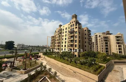 Apartment - 1 Bedroom - 1 Bathroom for sale in Al Jazi - Madinat Jumeirah Living - Umm Suqeim - Dubai