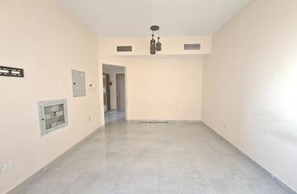 Apartment - 1 - 1 for rent in Fire Station Road - Muwaileh - Sharjah